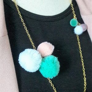 Boho Pompom ketting