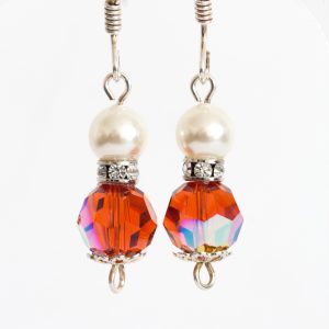 Sterling zilver oorbellen met rode swarovski kristallen