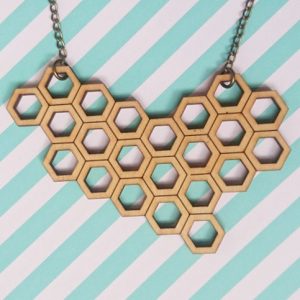Houten honingraat ketting