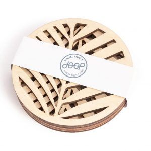 Houten palm blad onderzetters