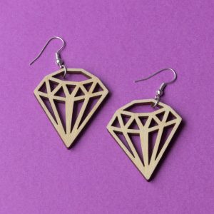 Diamanten hang oorbellen van hout