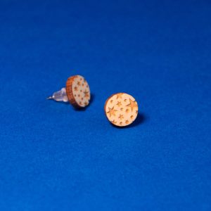 Houten sterren oorbellen