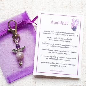 Hanger beschermengeltje van amethist