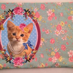 toilettas van textiel thema; retro bloemenprint & applicatie van een kat / poes