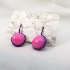 Paarse roze glitter oorbellen