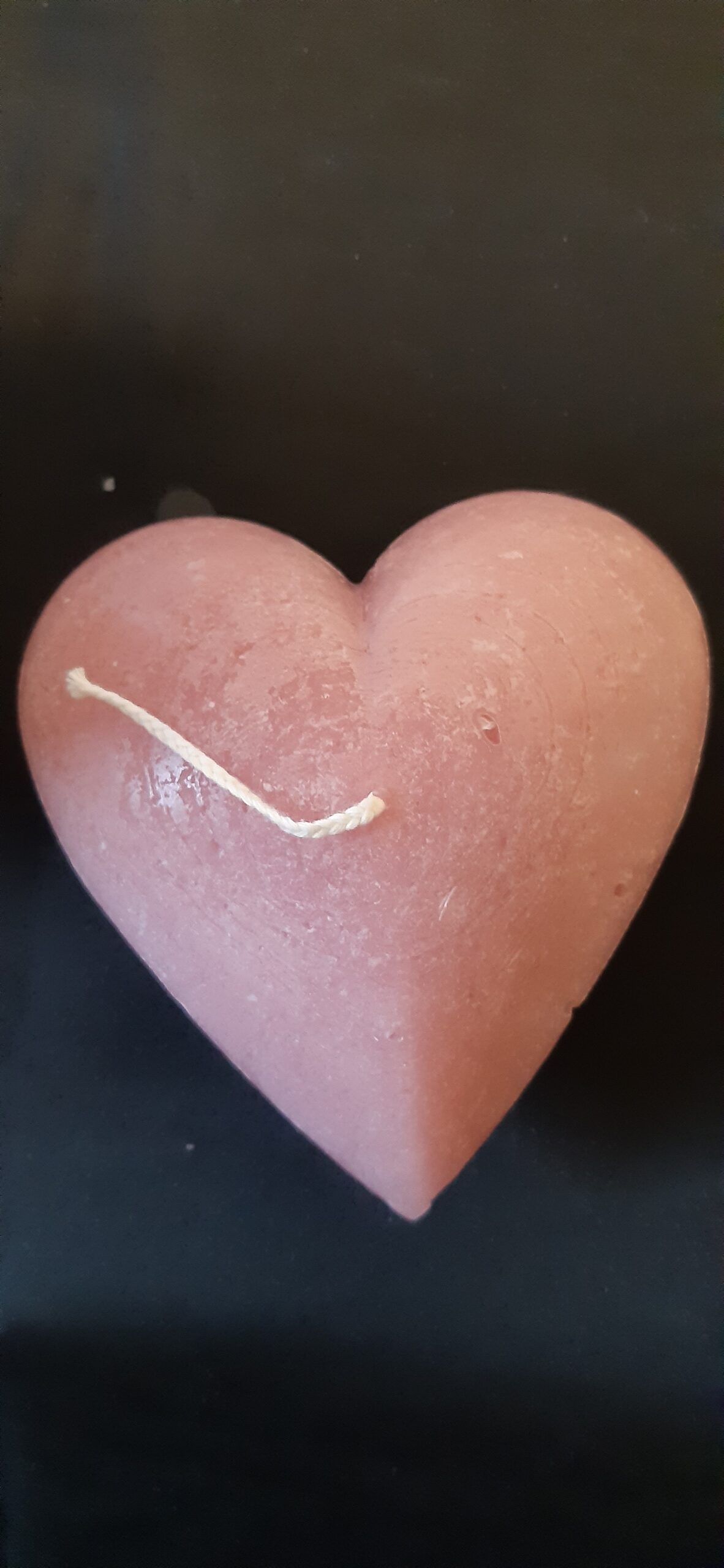Hartjeskaars liggend, roze