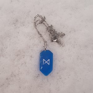 Ijs rune ketting