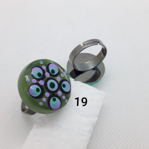 Glazen gestipte ring van 25mm