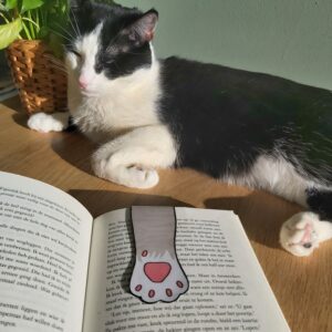 Boekenlegger kattenpoot