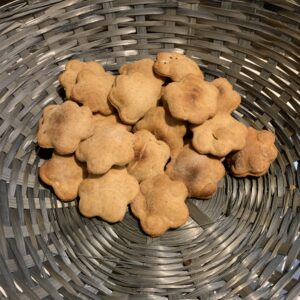 Home made hondenkoekjes met pindakaas